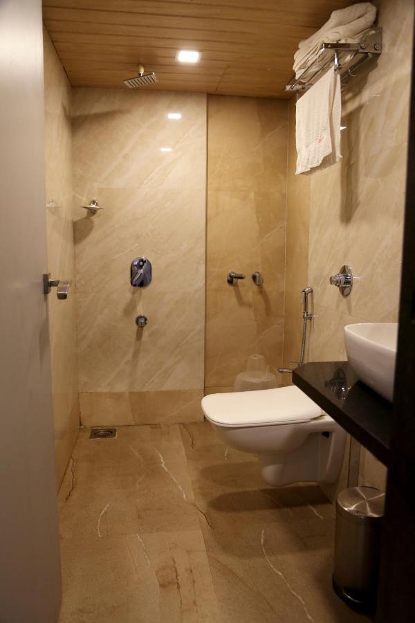 Hotel Sea Shore Navi Mumbai Exterior photo